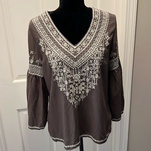 Chelsea & Theodore brown boho rayon top. Size M in EUC